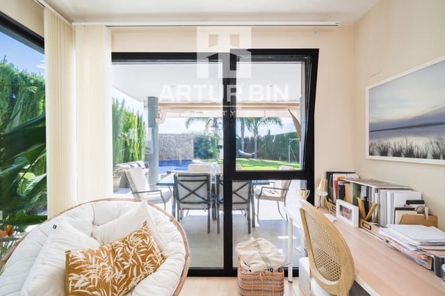 4 Zimmer Villa zu verkaufen in San Antonio de Benagéber mit Pool Garage - 750.000 € (Ref: 9637627)