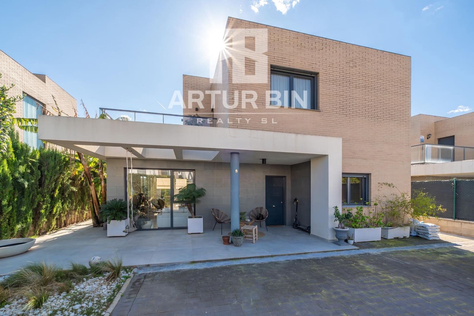 4 sypialnia Willa na sprzedaż w San Antonio de Benageber z basenem garażem - 750 000 € (Ref: 9637627)