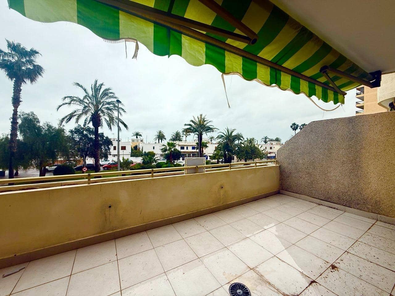 Apartamento de 3 habitaciones en La Pobla de Farnals en venta - 350.000 € (Ref: 9656131)