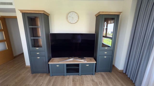 3 bedroom Apartment for rent in Mont-Olivet, Valencia city - € 2,500 (Ref: 9670705)