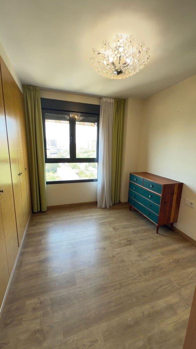 3 bedroom Apartment for rent in Valencia city - € 2,500 (Ref: 9670705)