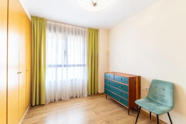 3 quarto Apartamento para arrendar em Mont-Olivet, Valência cidade com piscina garagem - 2 300 € (Ref: 9670705)