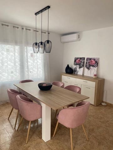 3 sovrum Hus att hyra i La Pobla de Vallbona med pool garage - 2 000 € (Ref: 9670710)