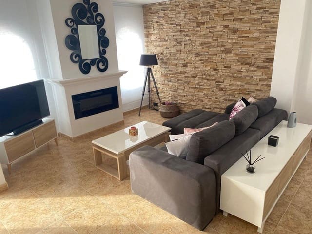 3 sovrum Hus att hyra i La Pobla de Vallbona med pool garage - 2 000 € (Ref: 9670710)