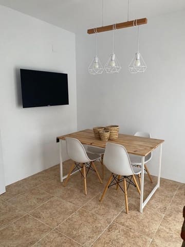 3 sovrum Hus att hyra i La Pobla de Vallbona med pool garage - 2 000 € (Ref: 9670710)