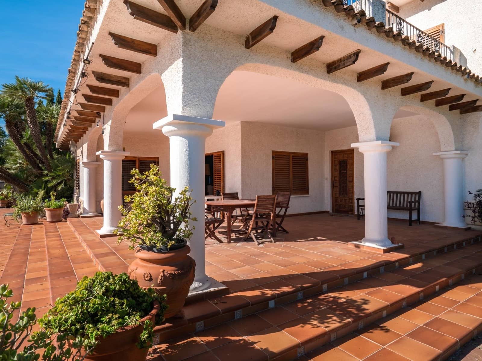 8 bedroom Terraced Villa for sale in Chiva with pool - € 1,200,000 (Ref: 9677509)