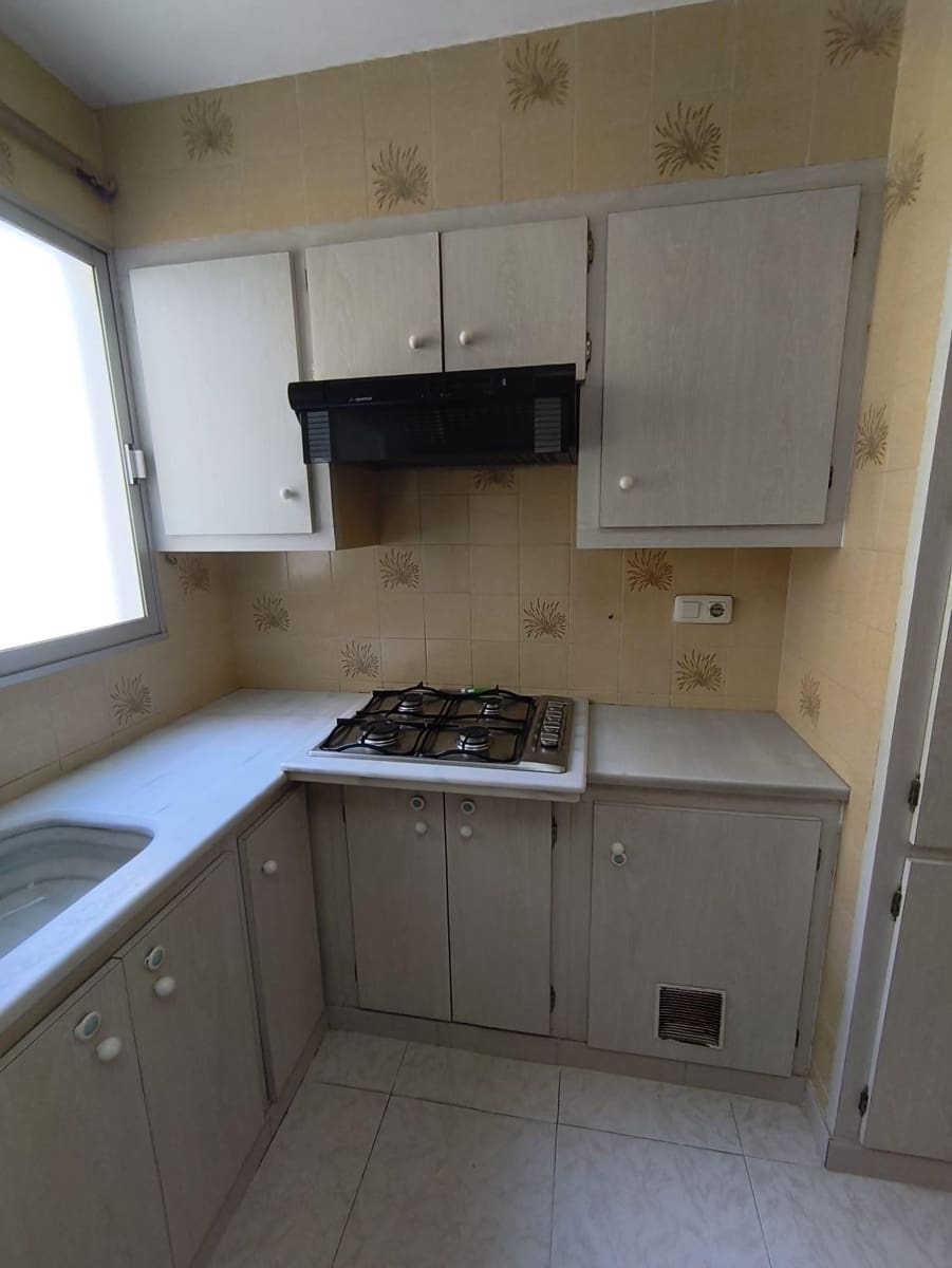 3 slaapkamer Appartement te koop in Tavernes de la Valldigna - € 100.000 (Ref: 9690639)