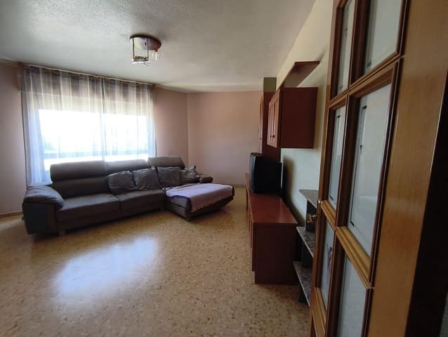 3 bedroom Apartment for sale in Tavernes de la Valldigna - € 100,000 (Ref: 9690639)