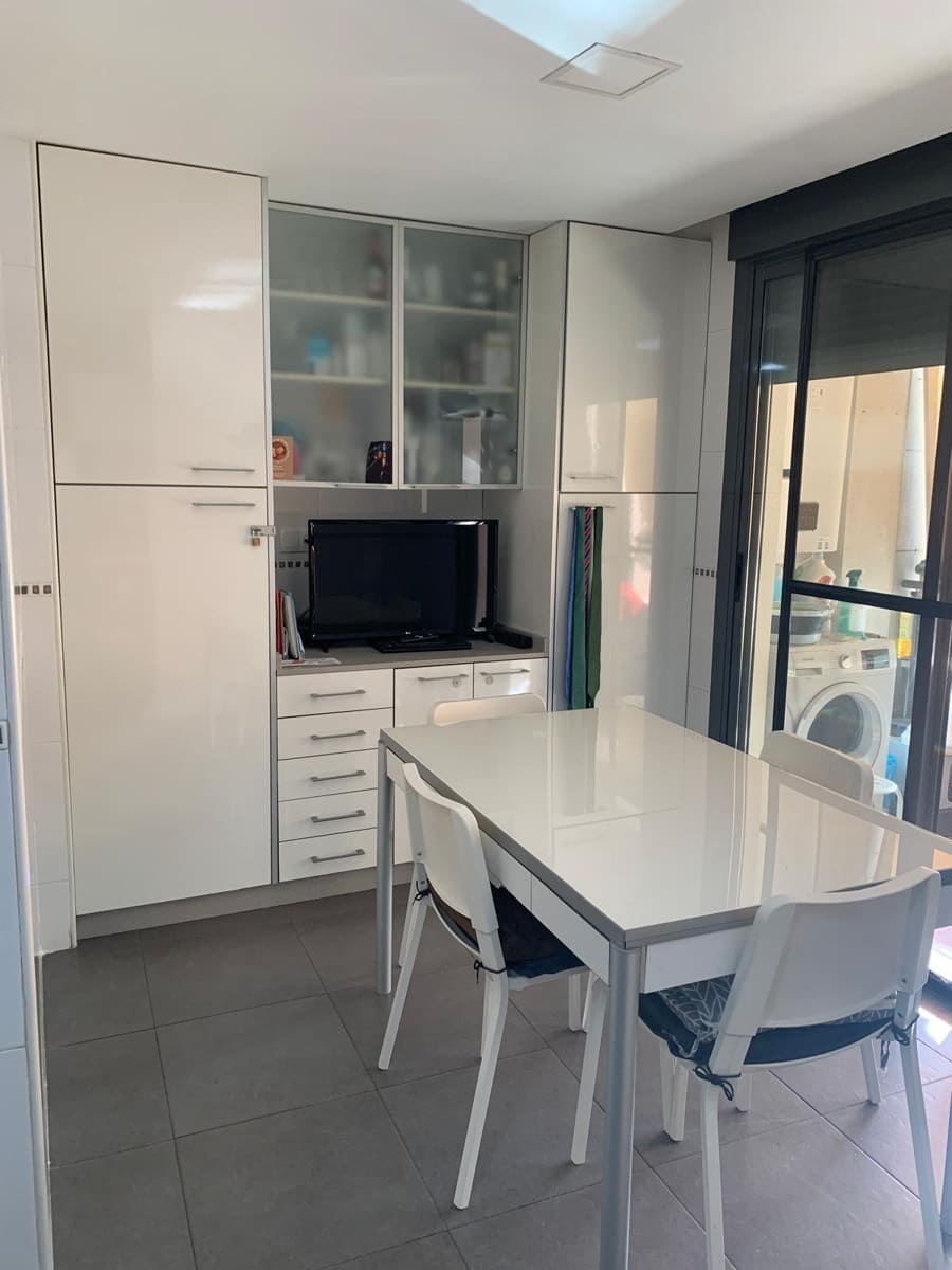 3 soveværelse Lejlighed til salg i Valencia by med swimmingpool garage - € 595.000 (Ref: 9690640)