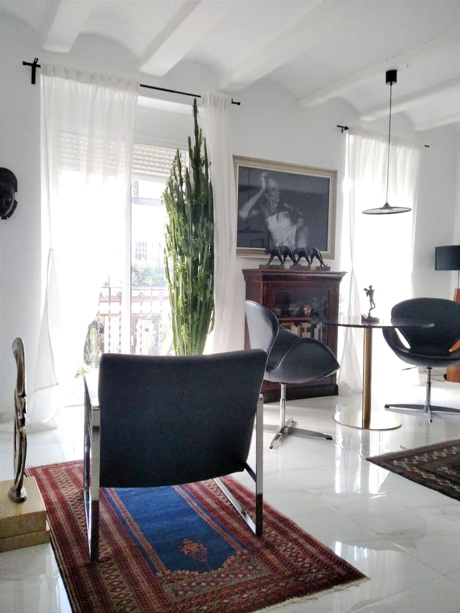 2 soveværelse Lejlighed til salg i Valencia by - € 375.000 (Ref: 9701654)