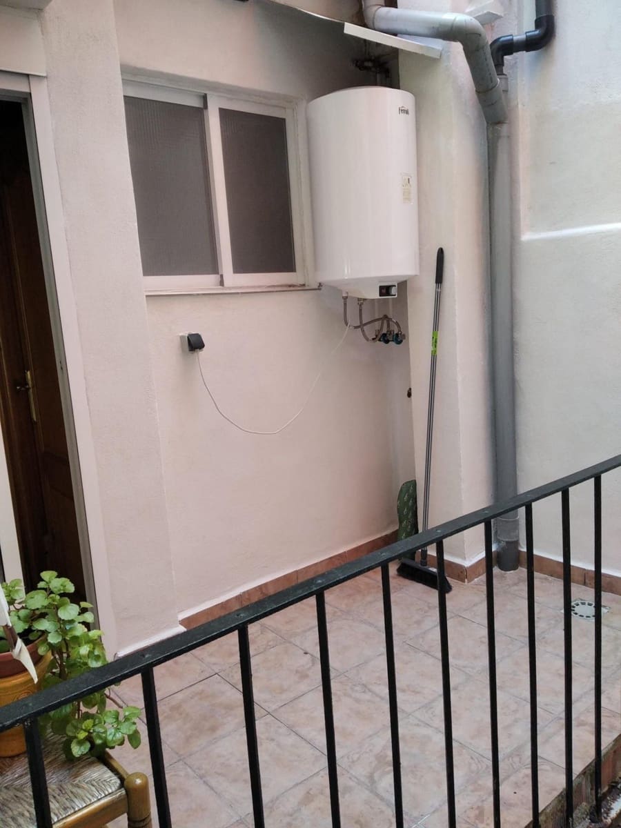 2 soveværelse Lejlighed til salg i Valencia by - € 375.000 (Ref: 9701654)