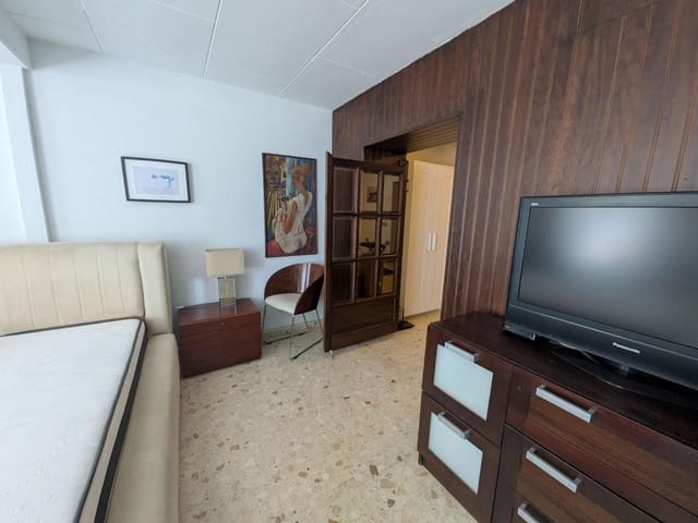 2 soveværelse Lejlighed til salg i Cabanyal-Canyamelar, Valencia by - € 319.000 (Ref: 9701655)