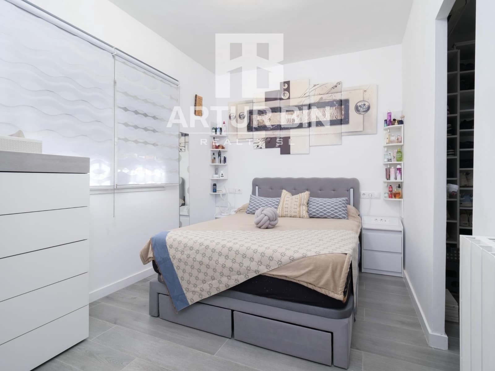 3 makuuhuone Huvila myytävänä paikassa Riba-roja de Turia mukana uima-altaan - 448 000 € (Ref: 9701656)