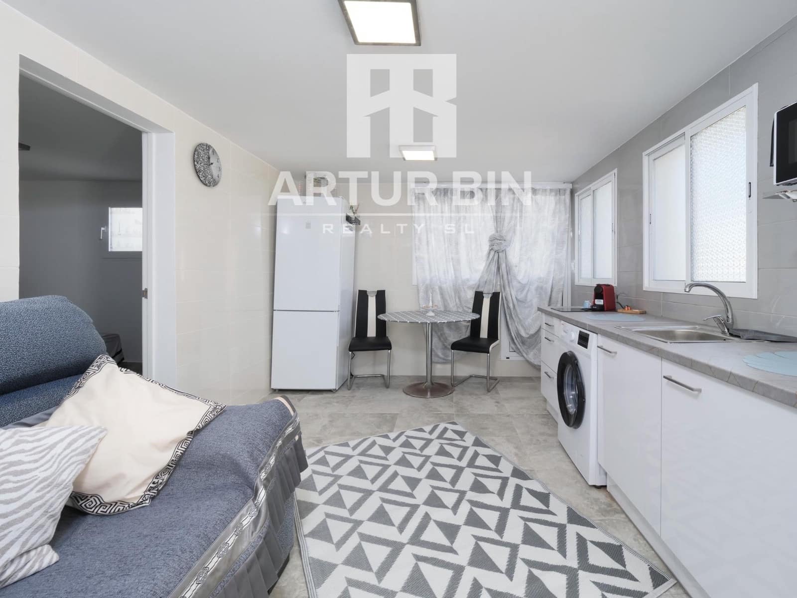 3 makuuhuone Huvila myytävänä paikassa Riba-roja de Turia mukana uima-altaan - 448 000 € (Ref: 9701656)