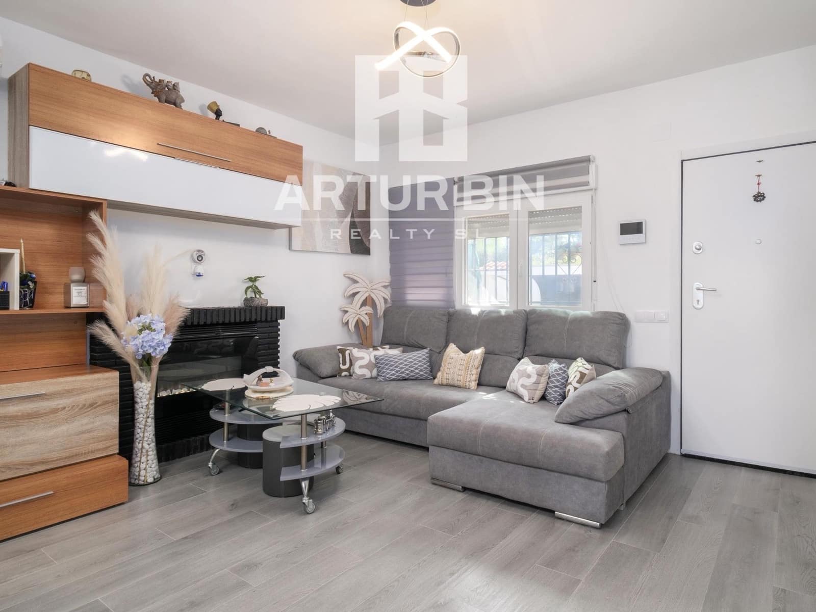 3 makuuhuone Huvila myytävänä paikassa Riba-roja de Turia mukana uima-altaan - 448 000 € (Ref: 9701656)