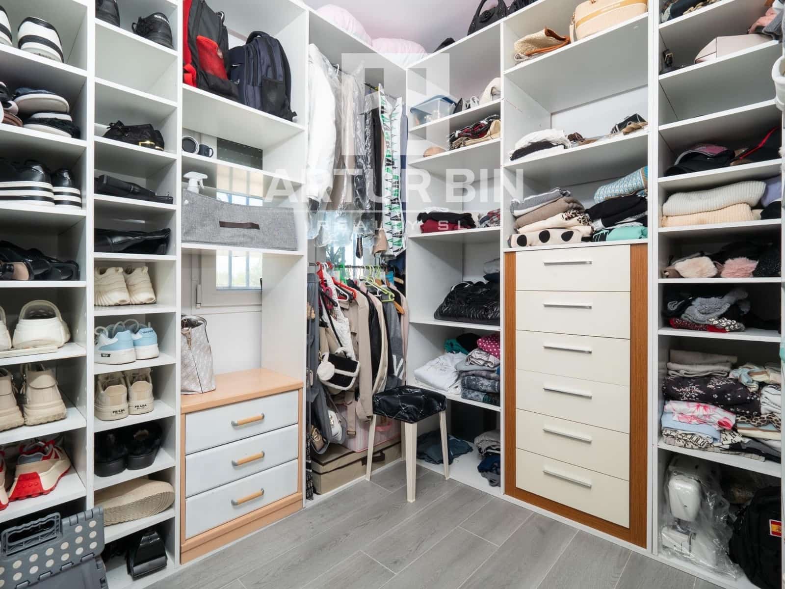 3 makuuhuone Huvila myytävänä paikassa Riba-roja de Turia mukana uima-altaan - 448 000 € (Ref: 9701656)