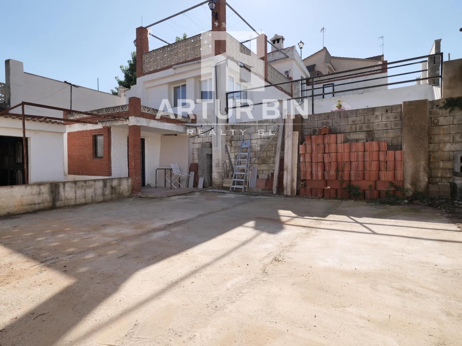 3 makuuhuone Huvila myytävänä paikassa Riba-roja de Turia mukana uima-altaan - 448 000 € (Ref: 9701656)