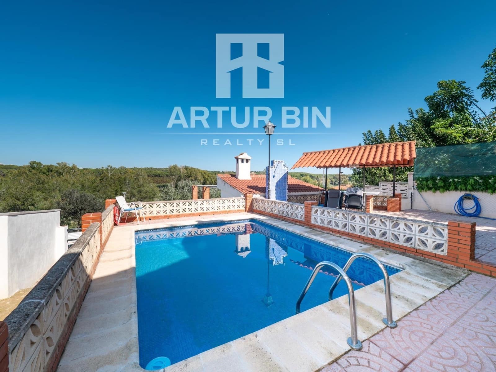 3 makuuhuone Huvila myytävänä paikassa Riba-roja de Turia mukana uima-altaan - 448 000 € (Ref: 9701656)