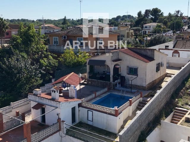 3 bedroom Villa for sale in Riba-roja de Túria with pool - € 448,000 (Ref: 9701656)