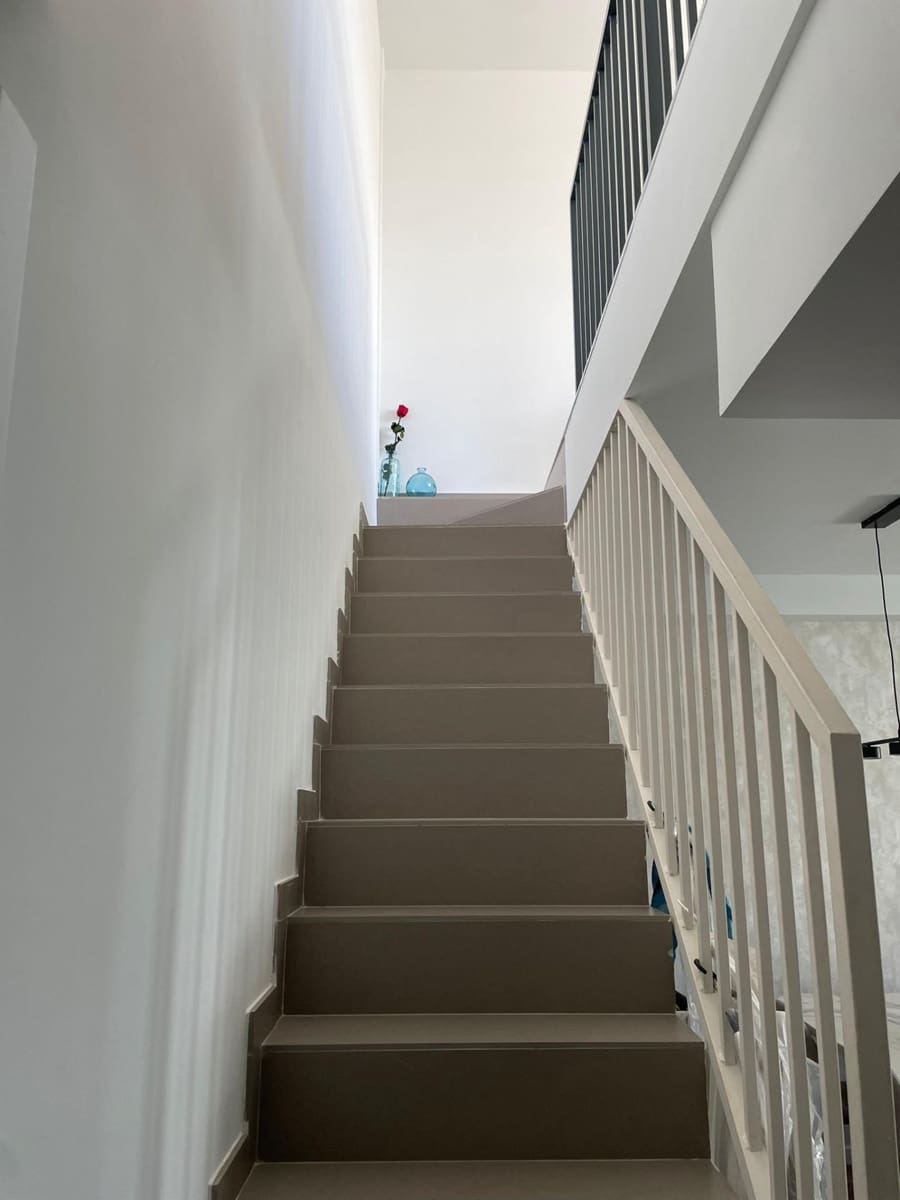 4 quarto Penthouse para venda em La Pobla de Vallbona com piscina garagem - 475 000 € (Ref: 9704930)