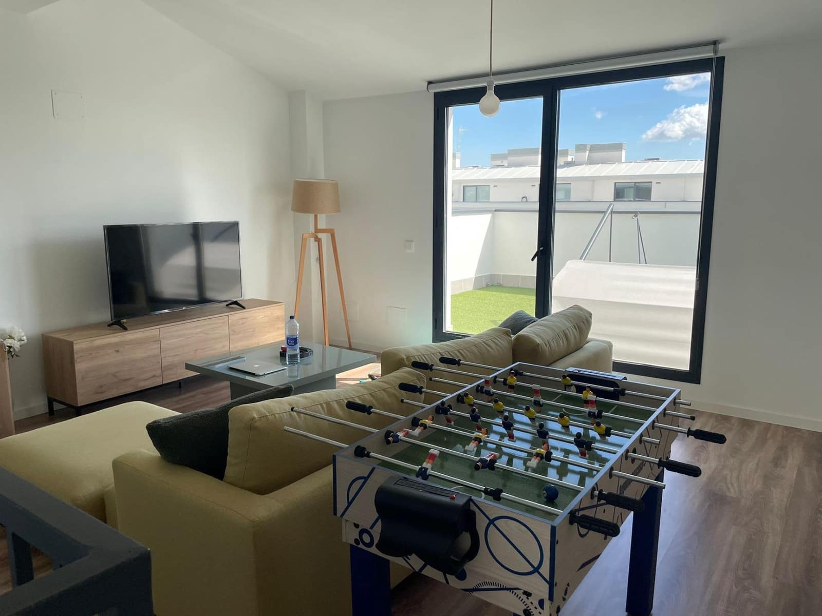 4 quarto Penthouse para venda em La Pobla de Vallbona com piscina garagem - 475 000 € (Ref: 9704930)