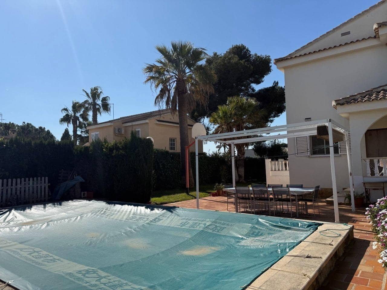 4 bedroom Villa for sale in L'Eliana with pool garage - € 685,000 (Ref: 9711992)