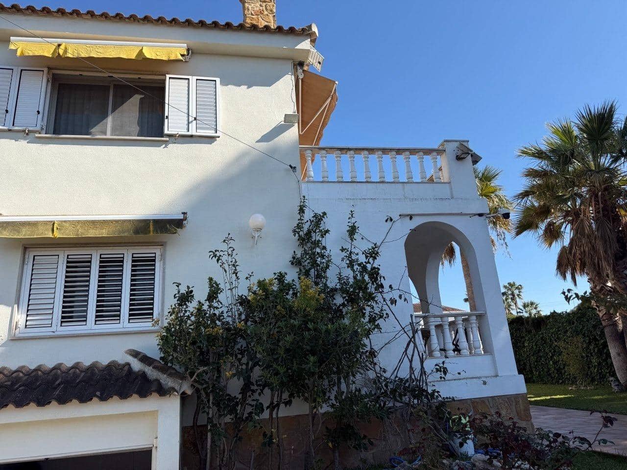 4 bedroom Villa for sale in L'Eliana with pool garage - € 685,000 (Ref: 9711992)