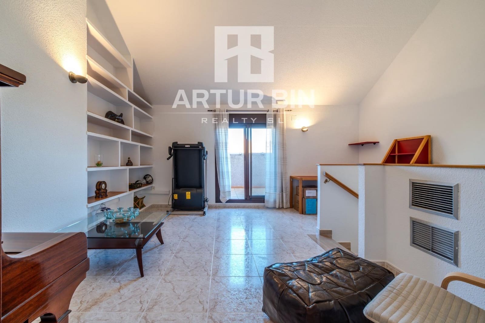 4 soveværelse Rækkehus til salg i Betera med swimmingpool garage - € 485.000 (Ref: 9714961)