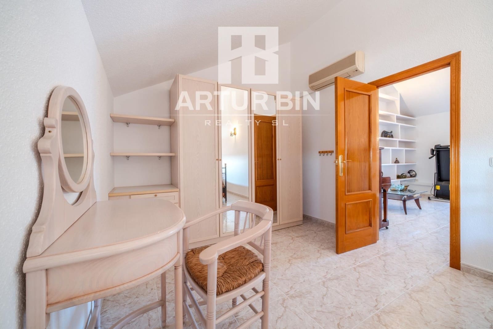 4 soveværelse Rækkehus til salg i Betera med swimmingpool garage - € 485.000 (Ref: 9714961)