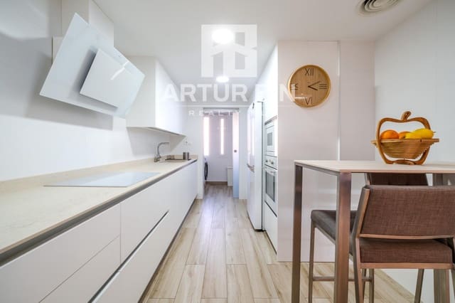 4 soveværelse Rækkehus til salg i Bétera med swimmingpool garage - € 485.000 (Ref: 9714961)