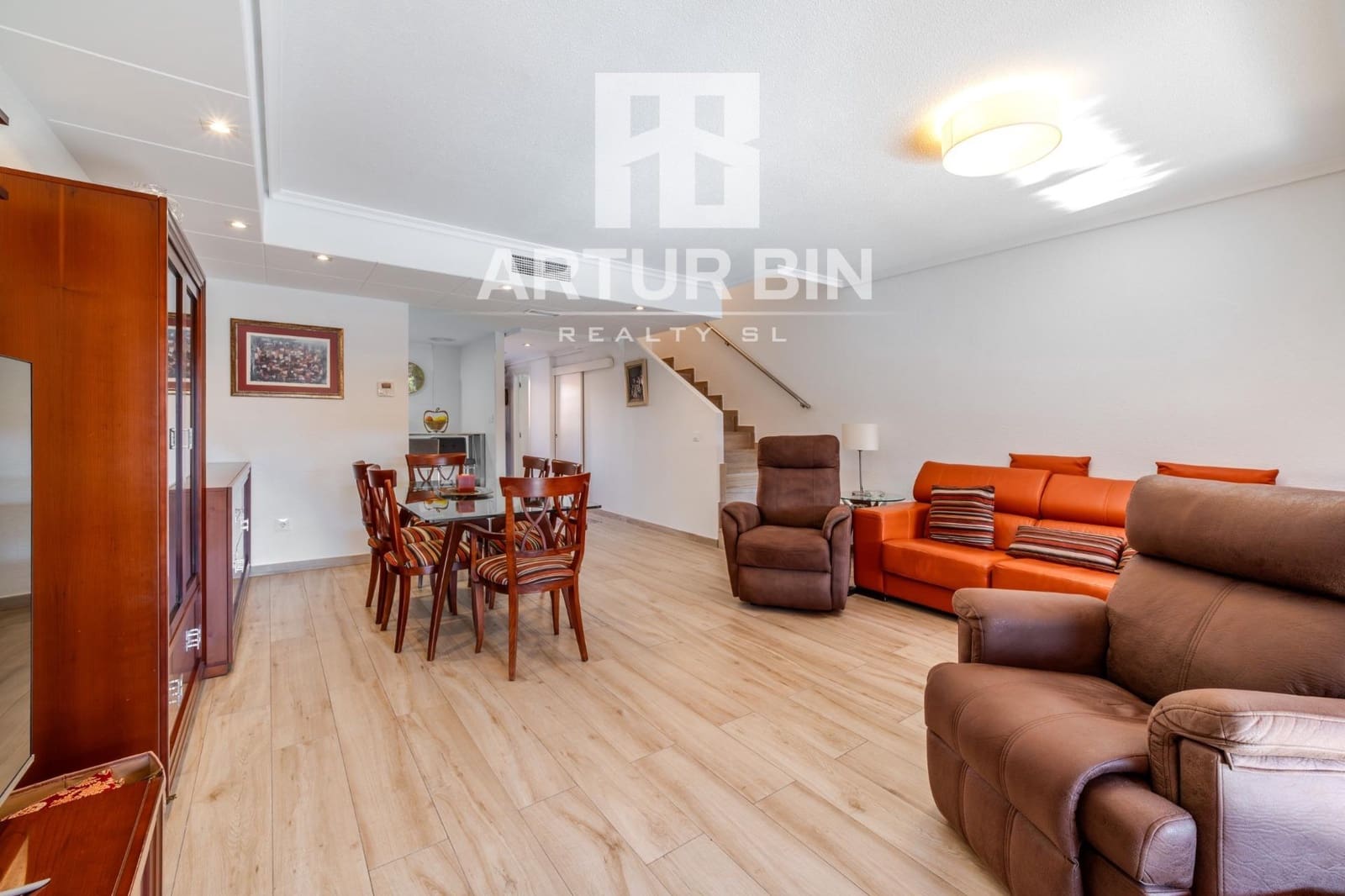 4 soveværelse Rækkehus til salg i Betera med swimmingpool garage - € 485.000 (Ref: 9714961)