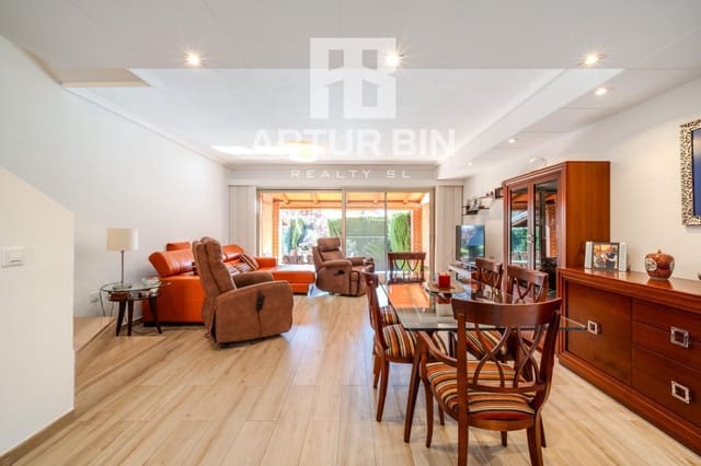 4 soveværelse Rækkehus til salg i Bétera med swimmingpool garage - € 485.000 (Ref: 9714961)