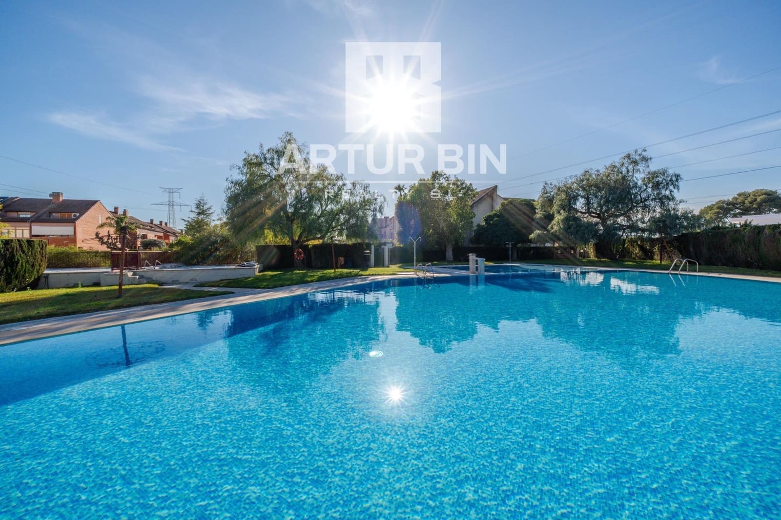 4 soveværelse Rækkehus til salg i Betera med swimmingpool garage - € 485.000 (Ref: 9714961)