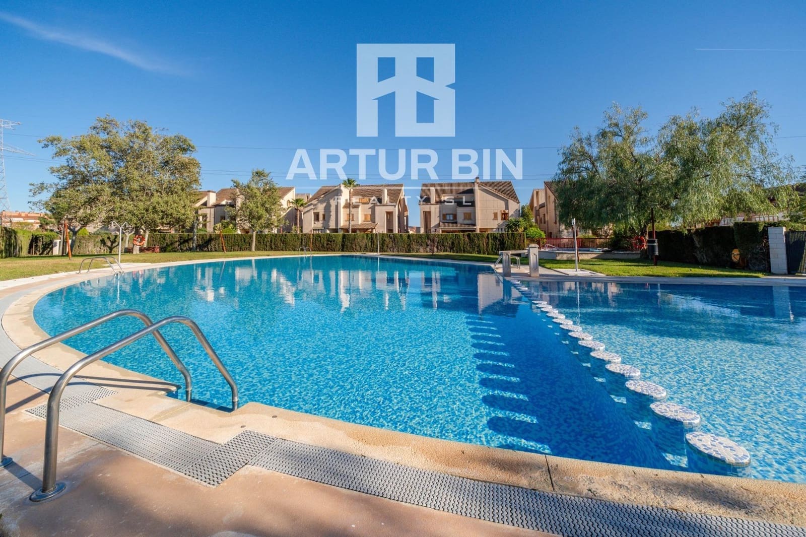 4 soveværelse Rækkehus til salg i Betera med swimmingpool garage - € 485.000 (Ref: 9714961)