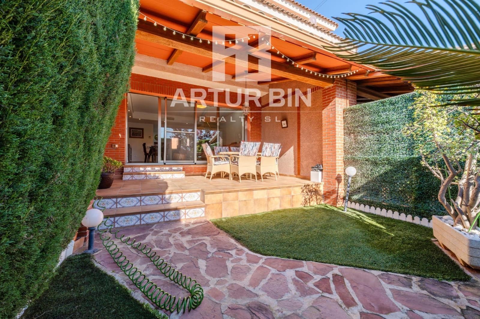 4 soveværelse Rækkehus til salg i Betera med swimmingpool garage - € 485.000 (Ref: 9714961)