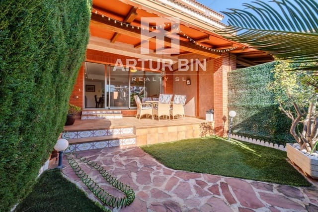 4 soveværelse Rækkehus til salg i Bétera med swimmingpool garage - € 485.000 (Ref: 9714961)