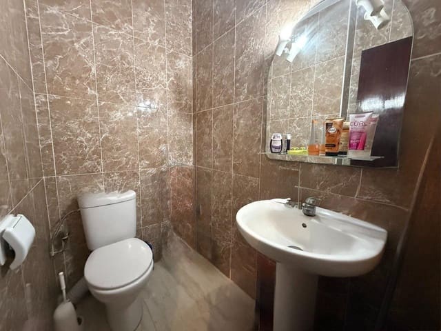 4 soveværelse Lejlighed til salg i El Pla del Remei, Valencia by - € 375.000 (Ref: 9719983)