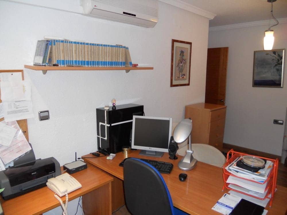 4 Zimmer Apartment zu verkaufen in Xirivella - 265.000 € (Ref: 9721726)