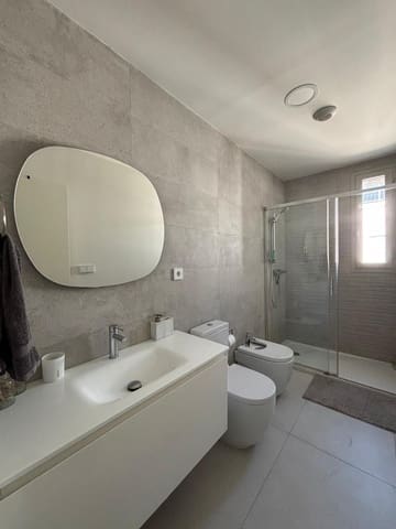 3 bedroom Terraced Villa for rent in El Pla del Remei, Valencia city - € 2,200 (Ref: 9726657)