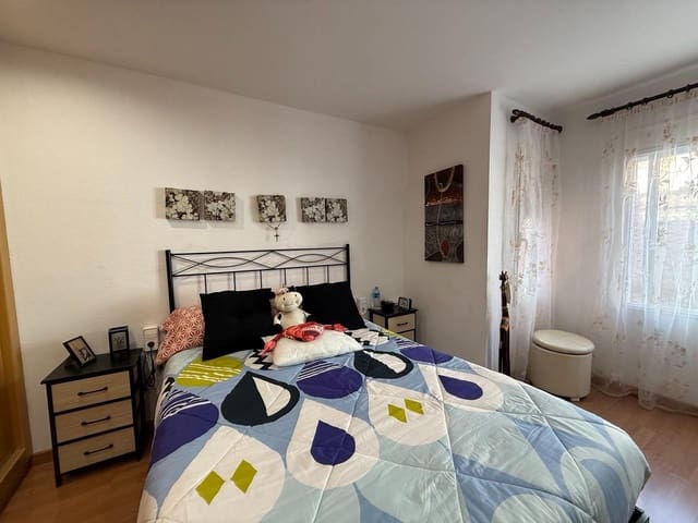 2 bedroom Apartment for sale in Sagunto / Sagunt - € 200,000 (Ref: 9729329)