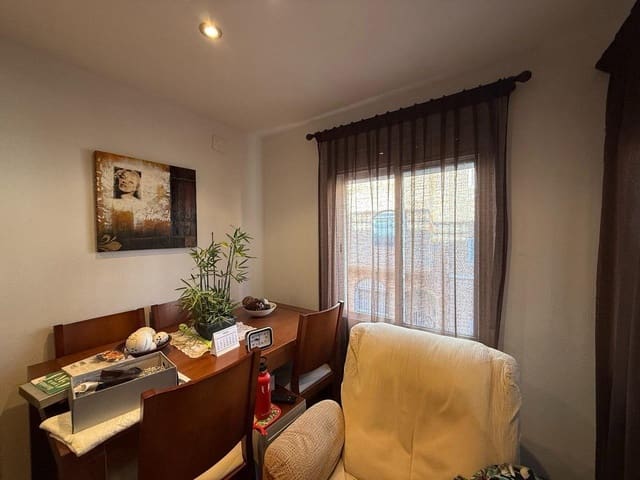 2 bedroom Apartment for sale in Sagunto / Sagunt - € 200,000 (Ref: 9729329)