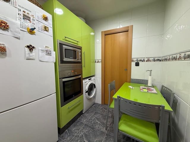 2 bedroom Apartment for sale in Sagunto / Sagunt - € 200,000 (Ref: 9729329)