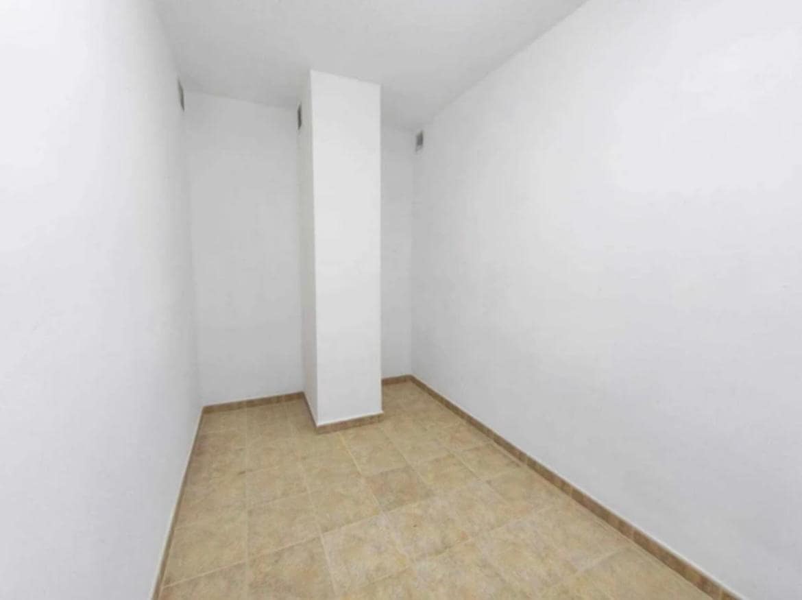 Garage for sale in Cullera - € 11,500 (Ref: 9729330)