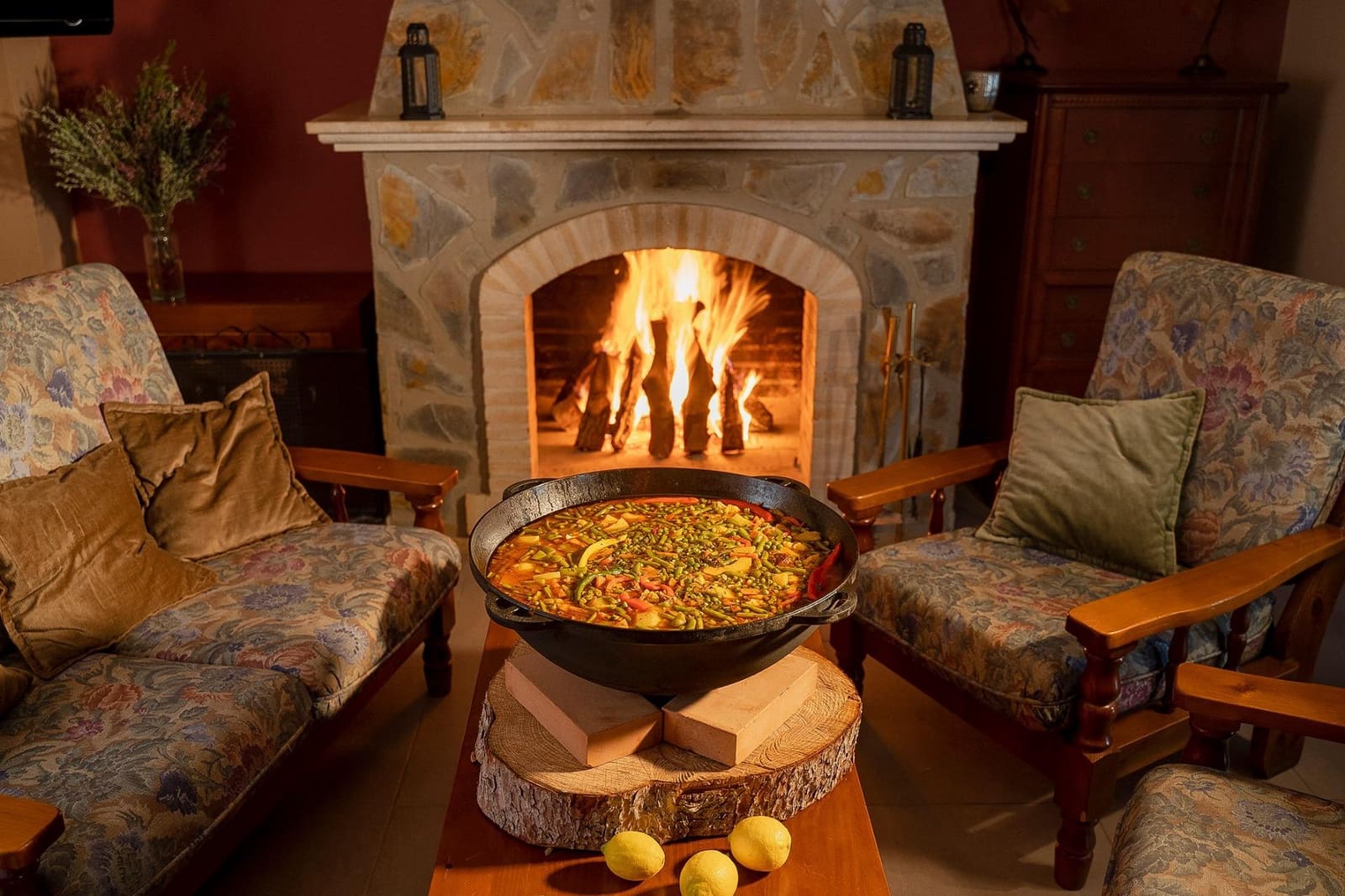 6 bedroom Hotel for sale in Naquera with pool - € 800,000 (Ref: 9738582)