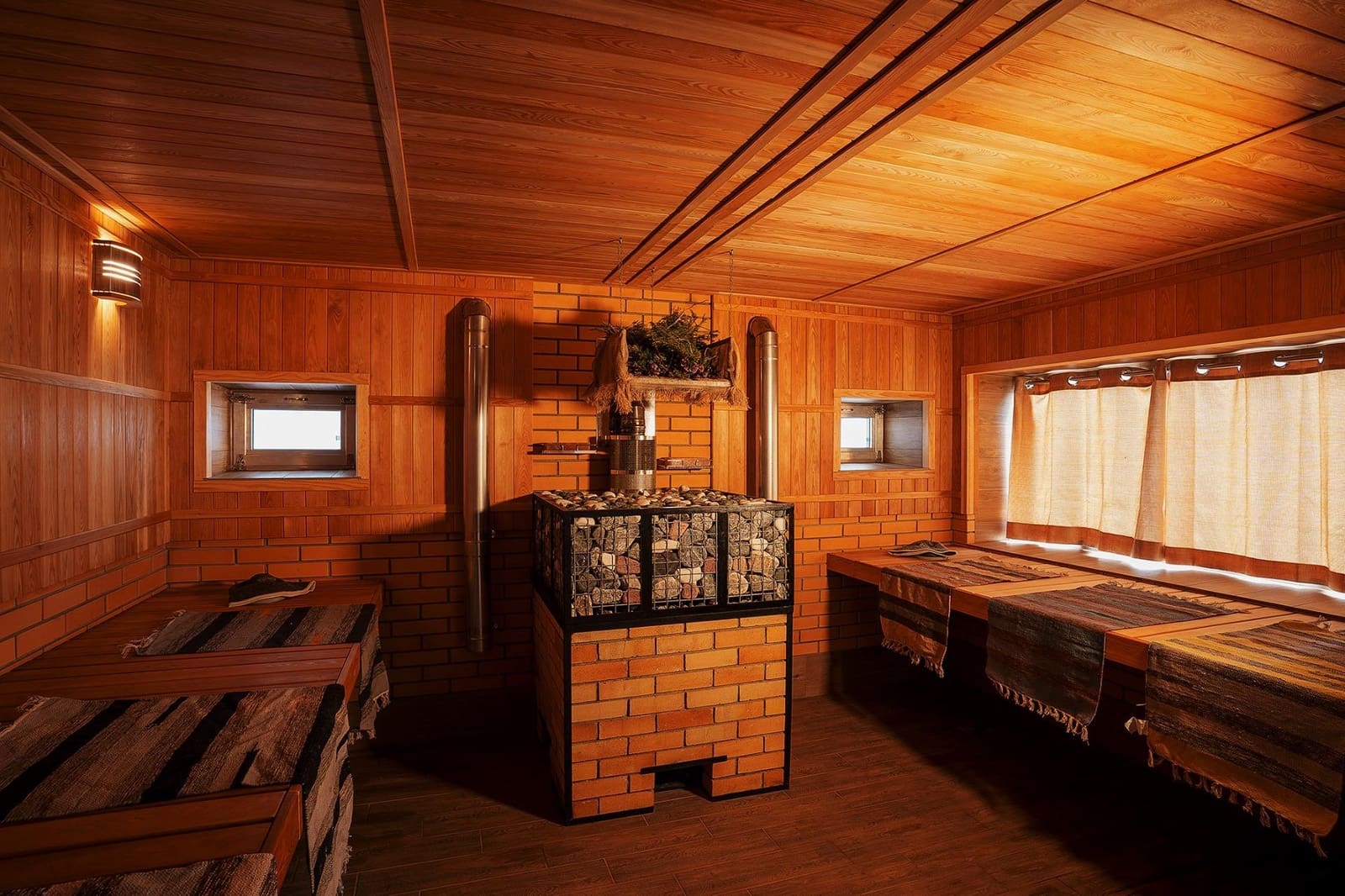 6 bedroom Hotel for sale in Naquera with pool - € 800,000 (Ref: 9738582)