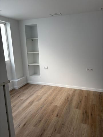 3 makuuhuone Huoneisto vuokrattavana paikassa Trinitat, Valencia kaupunki - 1 480 € (Ref: 9755700)