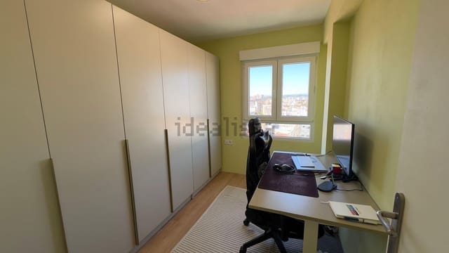 3 slaapkamer Appartement te koop in Sant Llorens, Valencia stad - € 292.000 (Ref: 9755702)