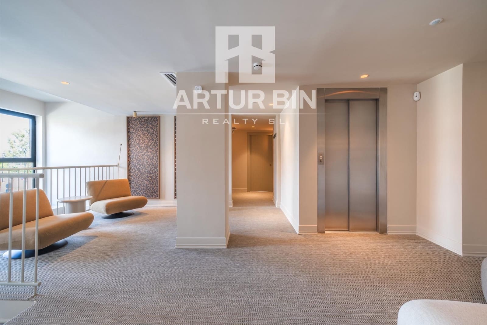 Hotel til salg i Valencia by - € 500.000 (Ref: 9770690)