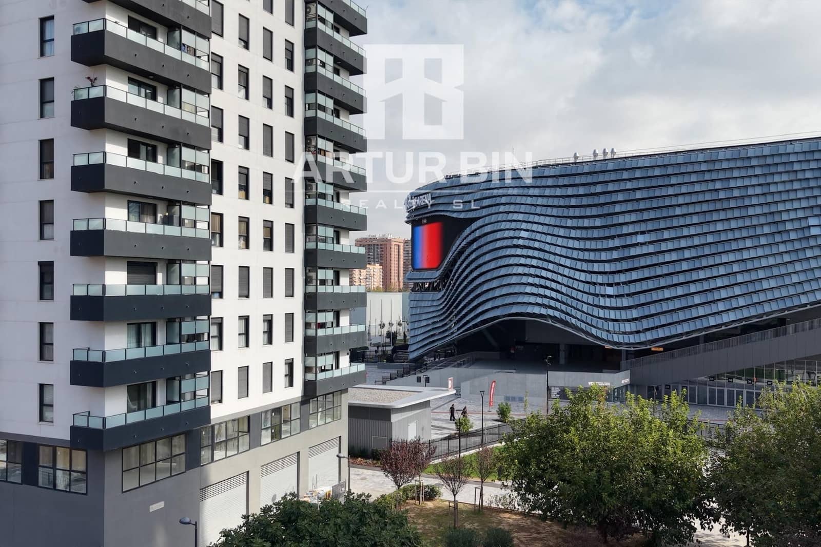 Hotel til salg i Valencia by - € 500.000 (Ref: 9770690)