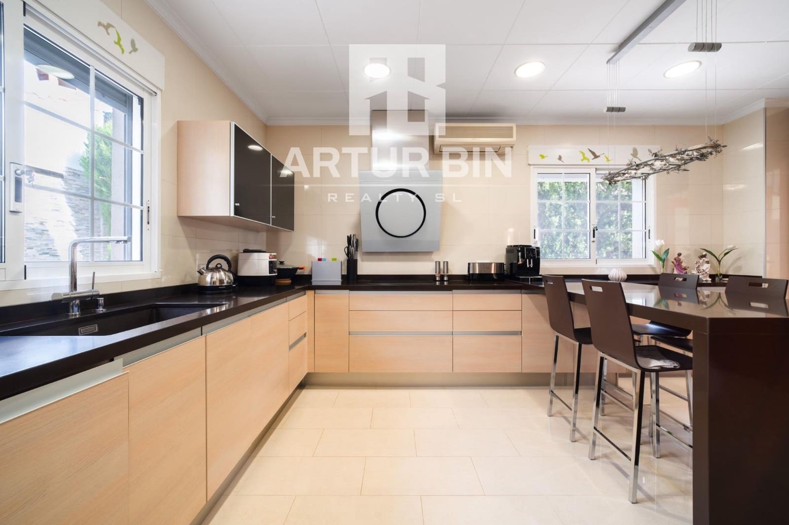 5 sovrum Villa till salu i Cullera med pool - 1 300 000 € (Ref: 9773086)